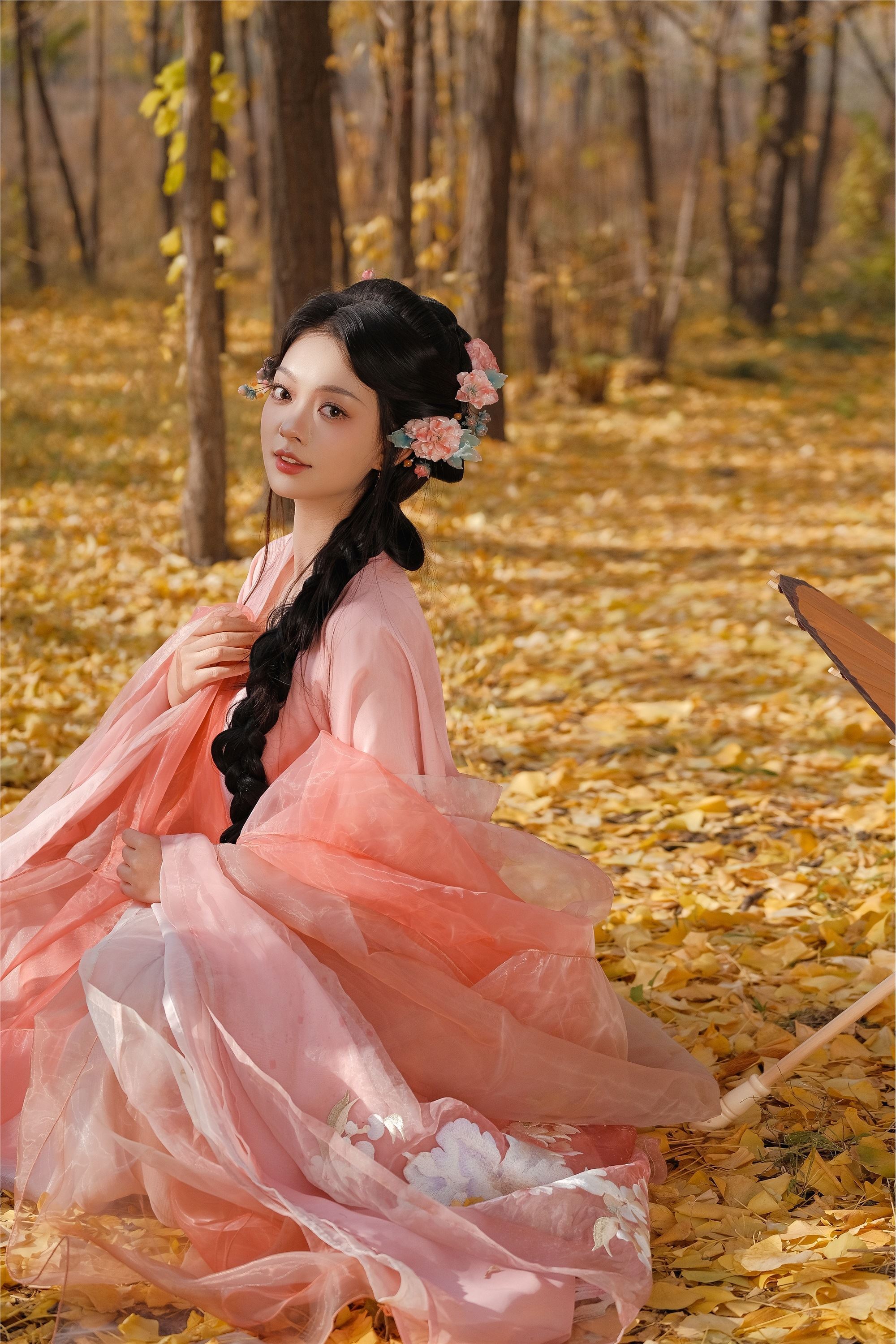 YITUYU艺图语 2025.01.06 秋意浓 秋秋